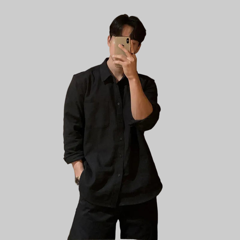 Men’s Long-Sleeved Button-Down Shirt