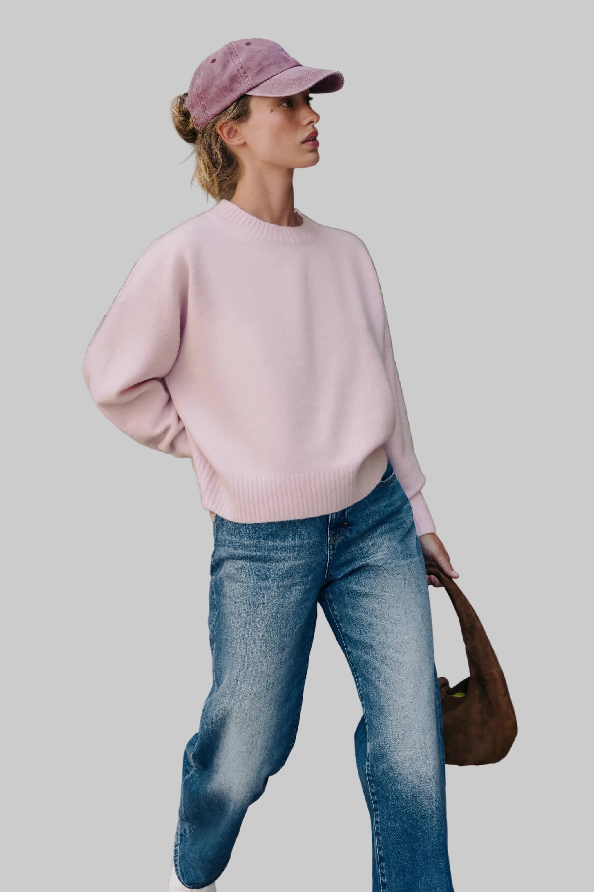 Women’s Roundneck Knit Sweater