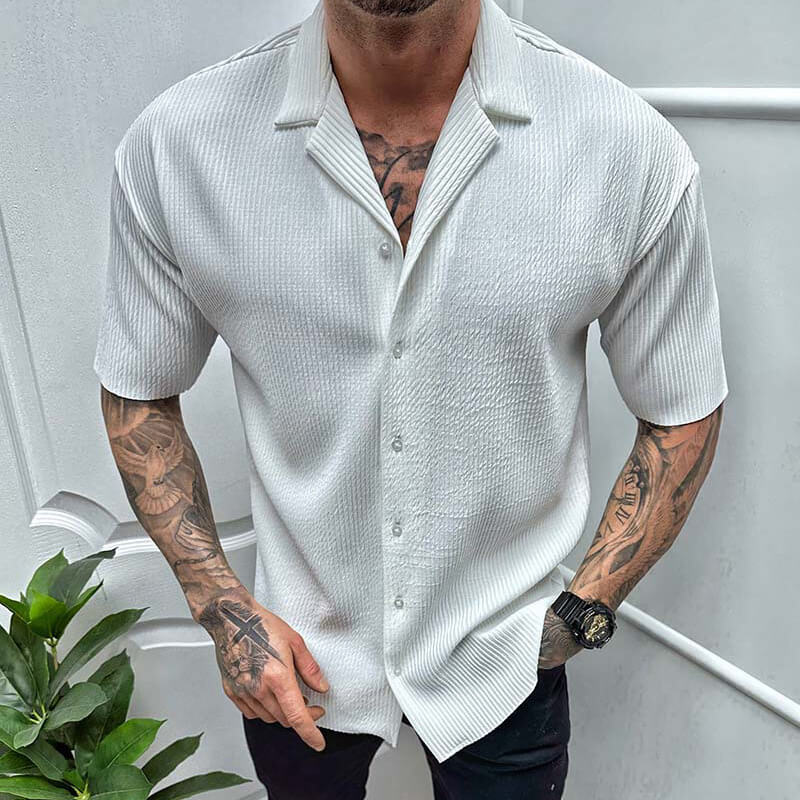 Men’s Short-Sleeve Shirt