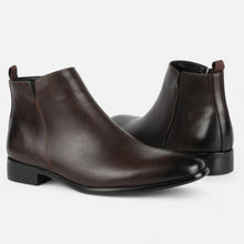 Men’s Square-Toe Chelsea Boots