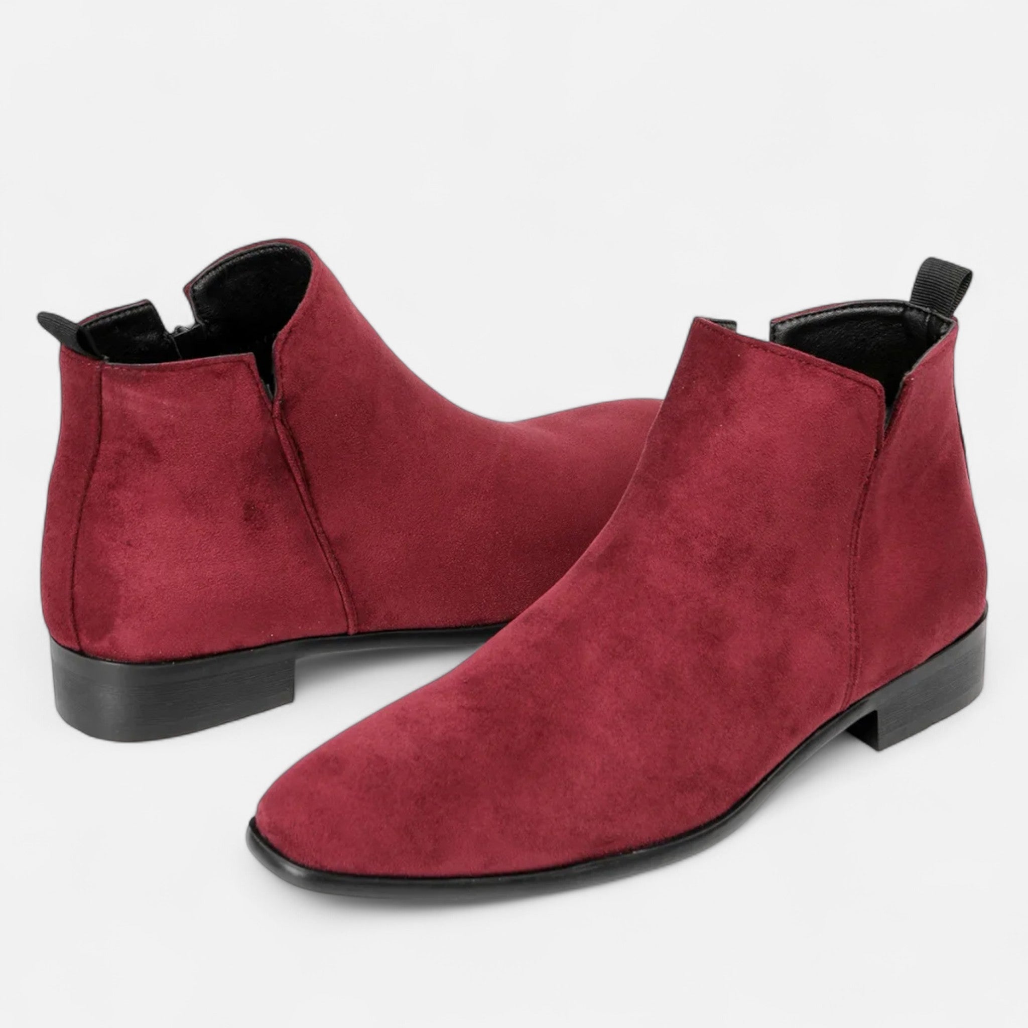 Men’s Square-Toe Chelsea Boots