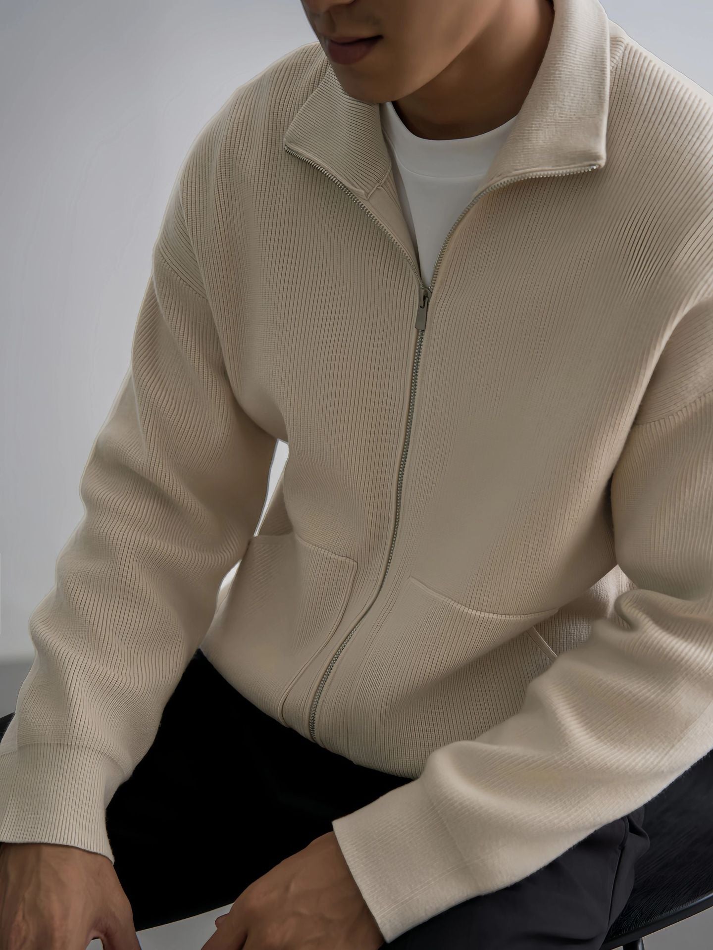 Men’s Knitted Zip-Up Cardigan
