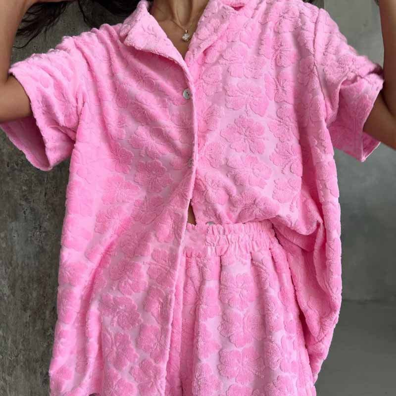 Women’s Hibiscus-Patterned Textured Shirt and Shorts Set