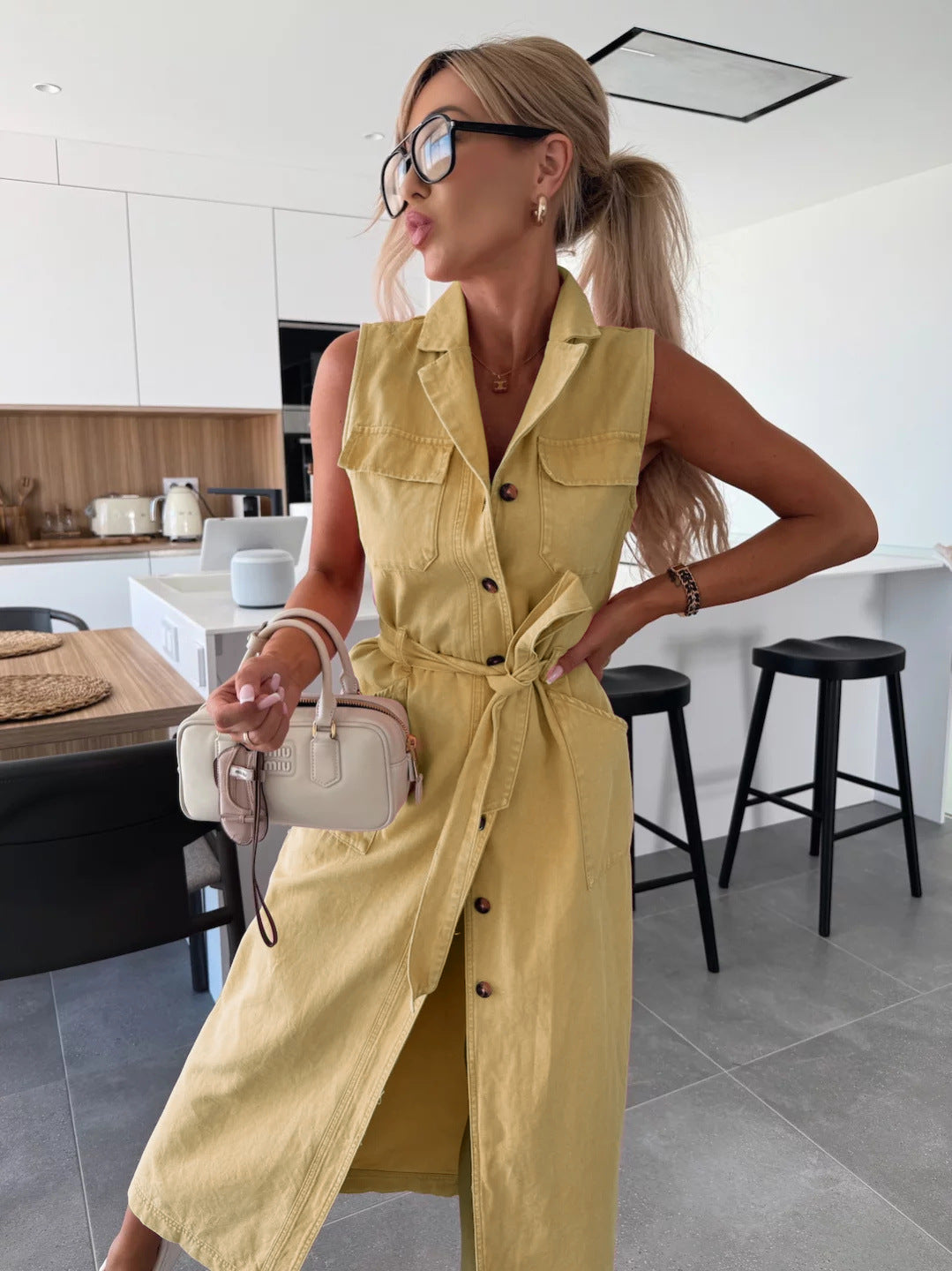 Women’s Sleeveless Button-Front Denim Midi Dress
