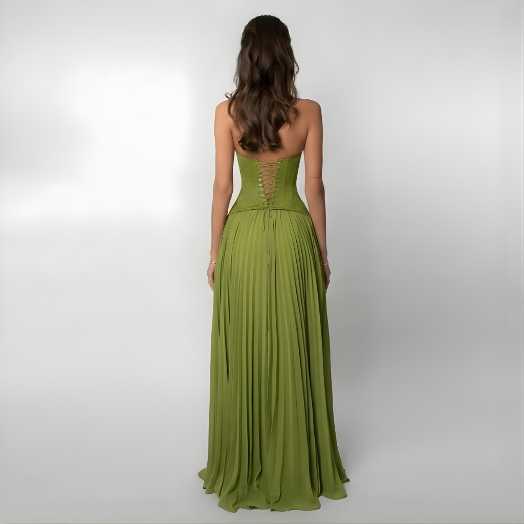 Women’s Sleeveless Maxi Dress with Halter Neckline