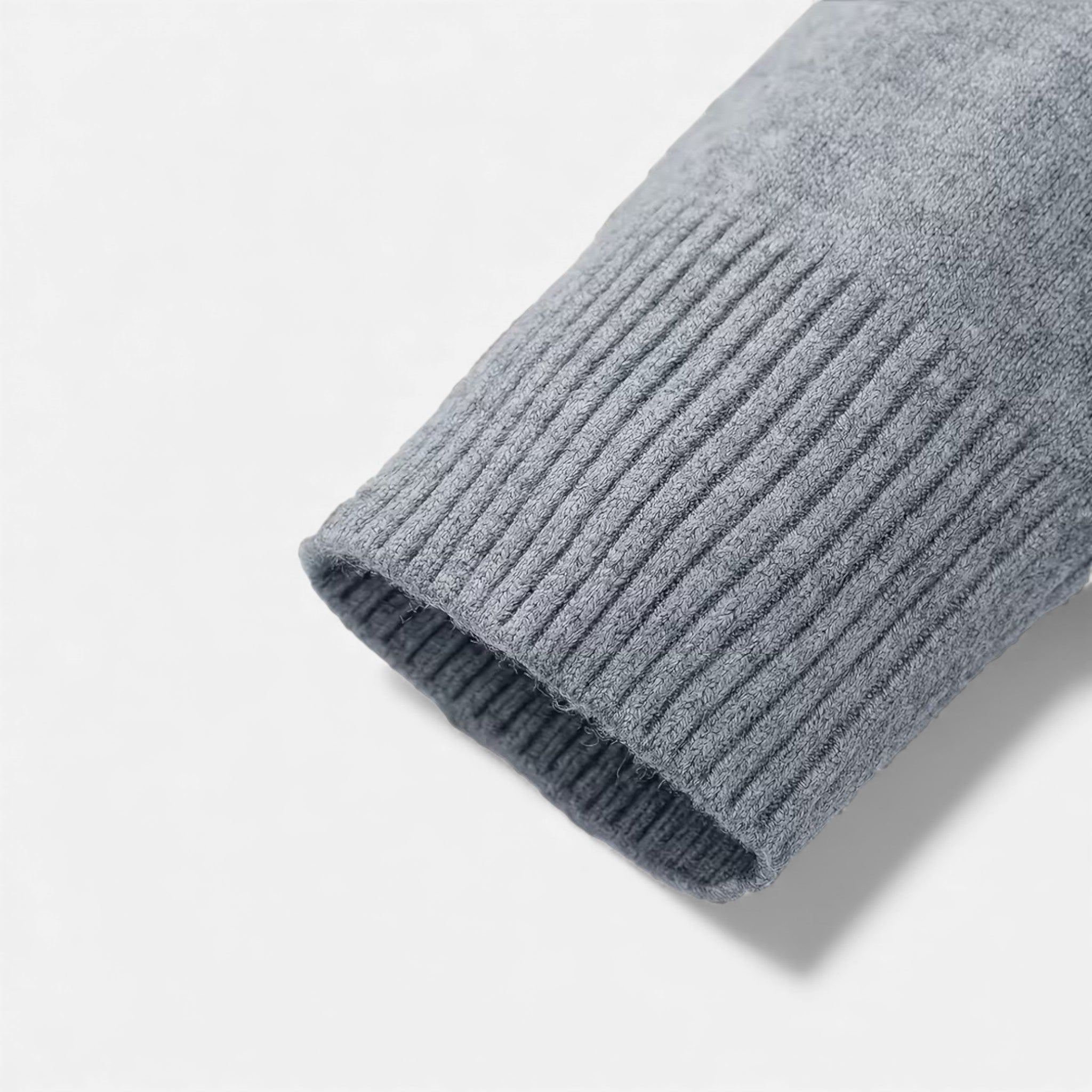 Men’s V-Neck Knit Sweater for Autumn/Winter