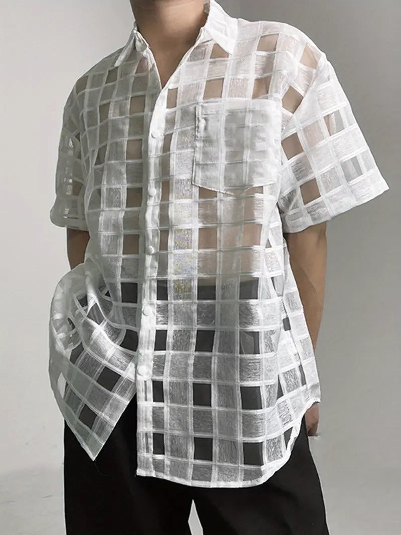 Men’s Short Sleeve Button Shirt with Grid Pattern